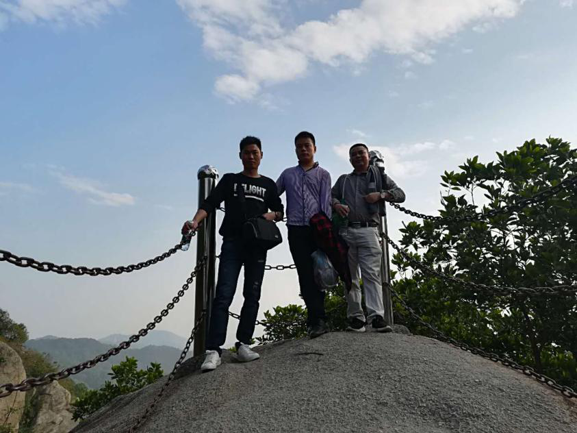 华银压铸厂